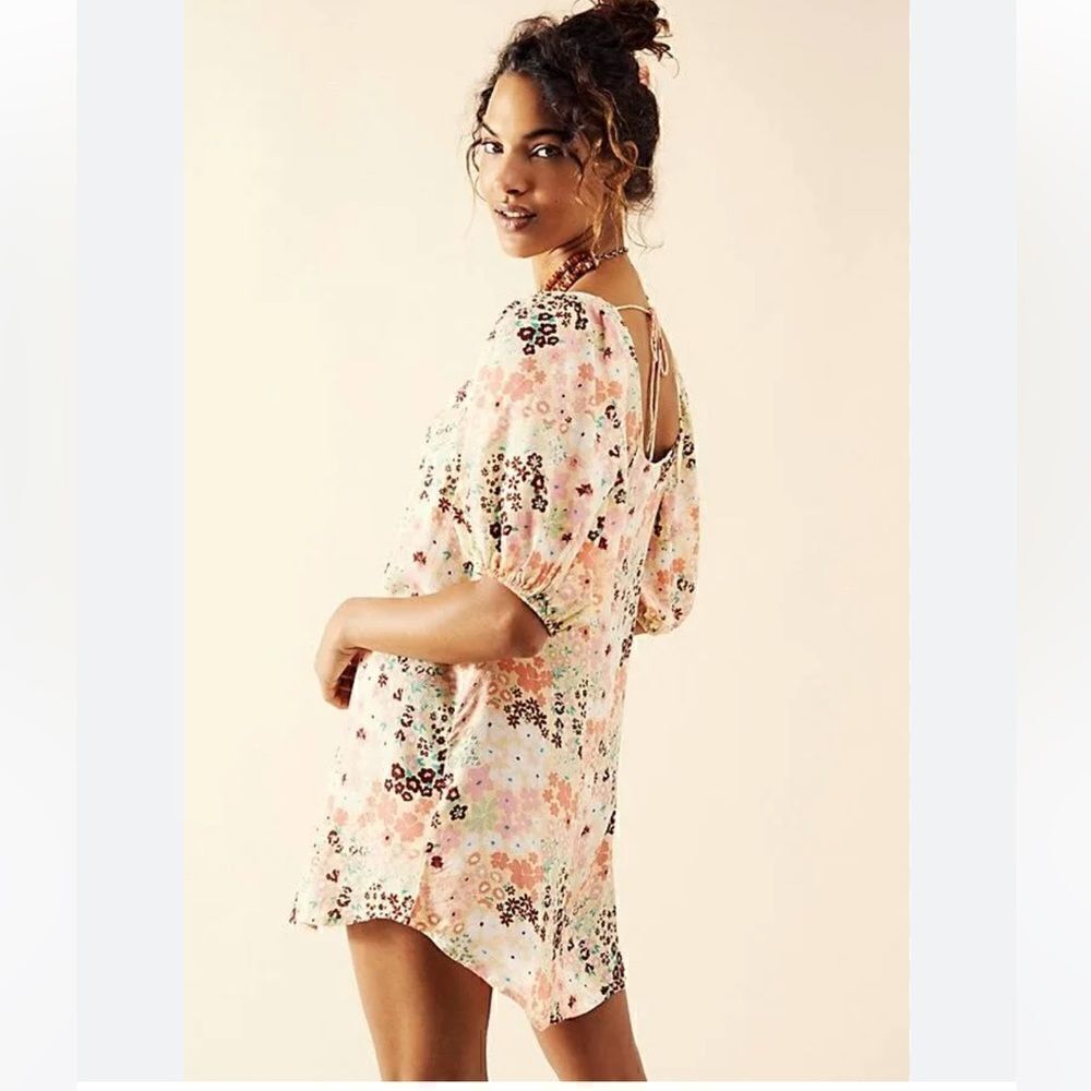 Free People Callie Floral Print Scoop Neck Short Sleeve Tunic Top .Size S